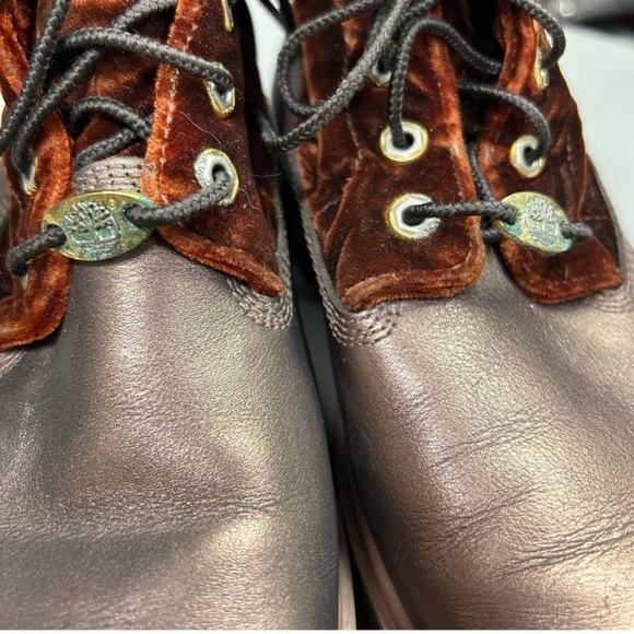Timberland Velvet Boots Bronze Leather Lug Sole Gold Hardware Womens Size 8.5 - Picture 6 of 8
